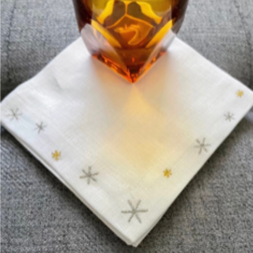 New Pottery Barn Linen Napkins / Cocktail Beverage Appetizer Napkins / Reusable